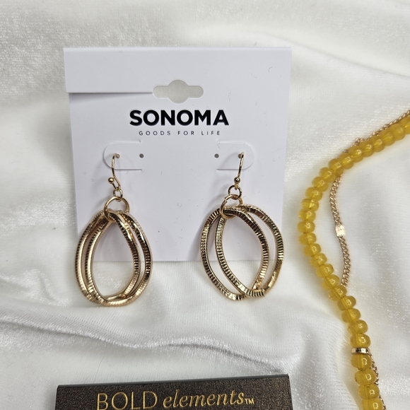 Women's Jewelry Set Lot of 3 Pieces Earrings Necklace Gold Tone Floral All NEW - Picture 6 of 8